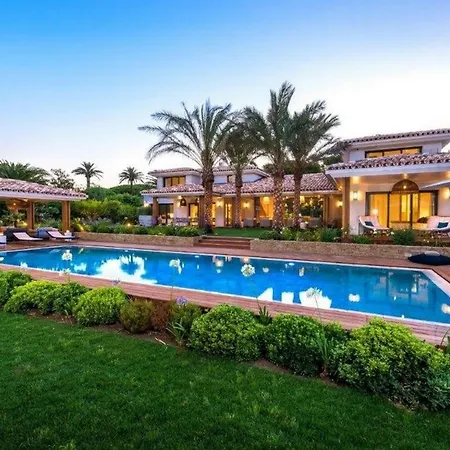 Luxury Holiday home